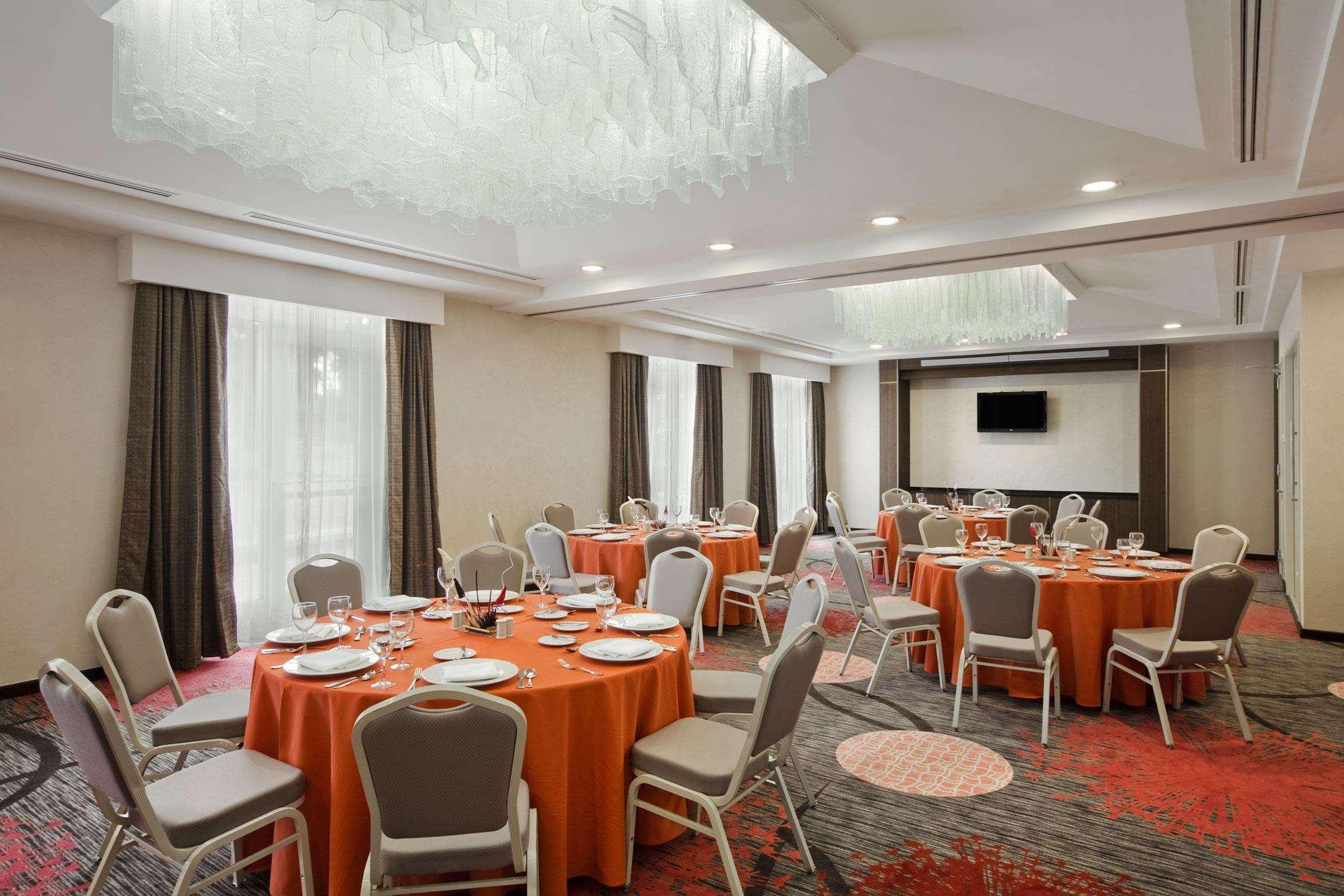 Hilton Garden Inn Tuxtla Gutierrez Restoran gambar